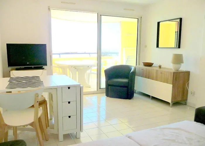 Savanna I Joli 2 Pieces Vue Piscine Rochelongue Cap D'agde